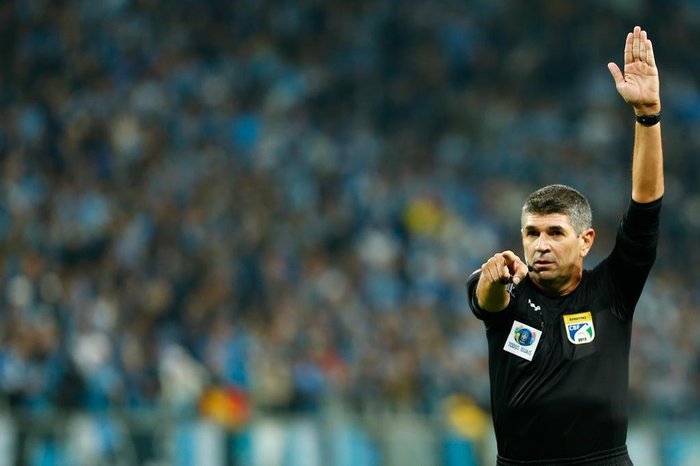 Marcelo de Lima Henrique será o árbitro do Gre-Nal 434 pelo Brasileirão