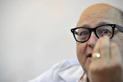 CAXIAS DO SUL, RS, BRASIL, 09/08/2019Arielson Milani, 67 anos, médico, case da reportagem sobre pessoas com uma visão de mundo conservadora.(Lucas Amorelli/Agência RBS)