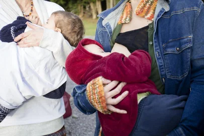  CAXIAS DO SUL, RS, BRASIL 05/08/2018Mães, gestantes e lactantes participaram do mamaço promovido pelo grupo Nascer Sorrindo, entidade que realiza atividades voltadas ao parto humanizado e à amamentação. O evento ocorreu na Biblioteca Parque, na Estação Férrea, em Caxias. O ato integra movimento nacional de ações alusivas ao Mês da Amamentação, promovido pelo Ministério da Saúde. (Elysée Nyland/Divulgação)Indexador: Felipe Nyland