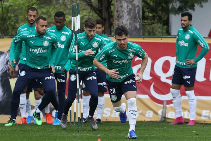 Eficiente na bola aérea, Palmeiras de Felipão aposta até no arremesso lateral para marcar gols; veja os números