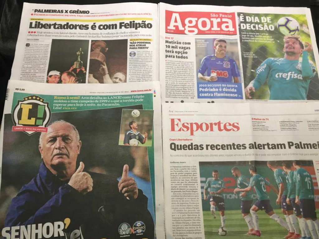 Anúncio do primeiro jogo. Na véspera do primeiro jogo o jornal destaca