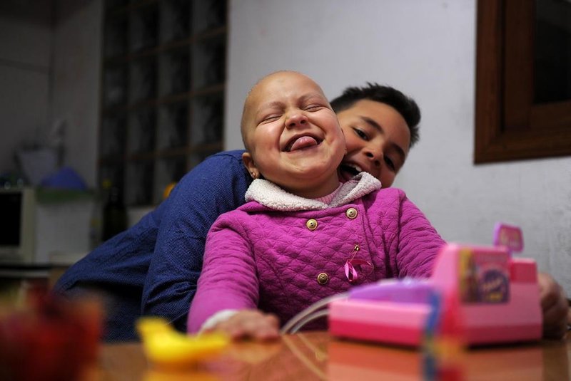  CAXIAS DO SUL, RS, BRASIL, 10/07/2019 - Alicia de 6 anos tem leucemia, precisa de transplante de medula óssea e vai receber doação do irmão, Natanael, de 9 anos, que é compatível (sendo que as chances são mínimas). (Marcelo Casagrande/Agência RBS)