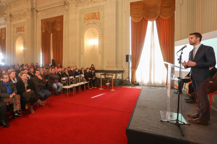 Felipe Dalla Valle / Palácio Piratini