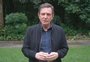 "Vamos sempre continuar em defesa da família", diz Crivella em vídeo após mandar recolher HQ 
