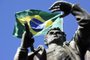  Foco na Bandeira Nacional em comemoração a Independência do Brasil. Local: Monumento do Imigrante
