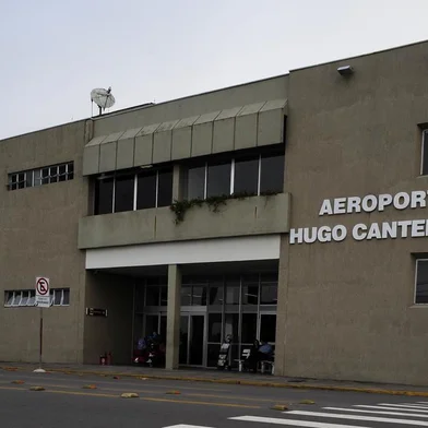  CAXIAS DO SUL, RS, BRASIL, 15/07/2016 - Aeroporto Regional Hugo Cantergiani, em Caxias do Sul, aumentou o número de passageiros desde maio. Hoje, são cerca de 20 mil passageiros por mês. 5 mil a mais do que no ano passado. (MARCELO CASAGRANDE/AGÊNCIA RBS)