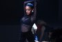 Rihanna lança nova coleção de lingerie em desfile badalado e cheio de famosas