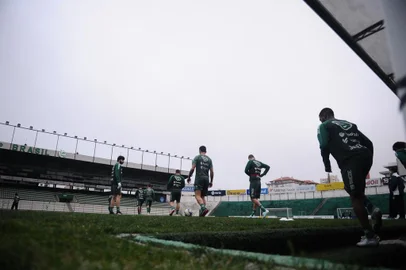  CAXIAS DO SUL, RS, BRASIL (12/09/2019)Treino do Juventude no Estádio Alfredo Jaconi. (Antonio Valiente/Agência RBS)