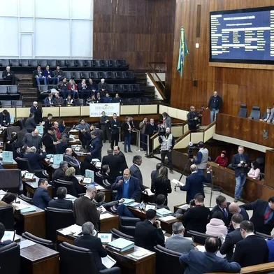 Sessão plenária na Assembleia Legislativa do RS