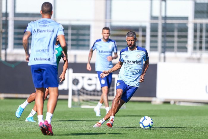 Grêmio ainda tem dúvidas para partida contra o Flamengo