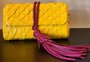 Descubra qual grife gaúcha faz as bolsas das personagens de "A Dona do Pedaço"