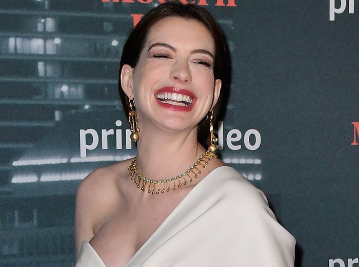 Anne Hathaway exibe barrigão da segunda gravidez em evento | GaúchaZH