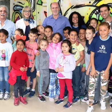 Escritor Ignacio Martínez visitou a Associação Criança Feliz