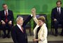 "Sinto uma imensa felicidade", diz Dilma sobre soltura de Lula