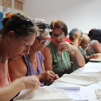 Projeto Finestra investe em oficinas gratuitas de artesanato