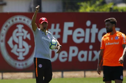  PORTO ALEGRE, RS, BRASIL, 23/10/2019- Primeiro treino do técnico Zé Ricardo no Internacional no CT Parque Gigante. (FOTOGRAFO: MATEUS BRUXEL / AGENCIA RBS)