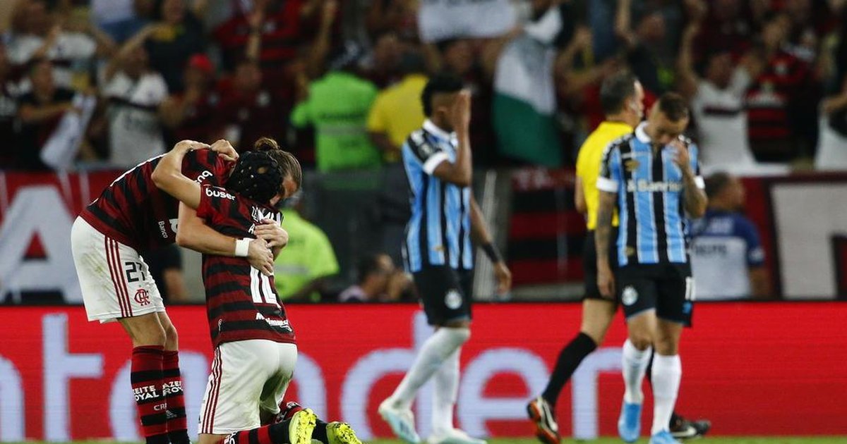 Flamengo após golear na libertadores voltou a ser o melhor time do Bra