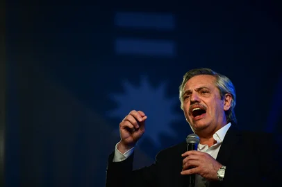 Fernández durante a festa da vitória