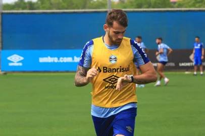  PORTO ALEGRE, RS, BRASIL, 28/10/2019- Treino do Grêmio que ocorreu na arena na manhã desta Segunda Feira. Felipe Vizeu.(FOTOGRAFO: TADEU VILANI / AGENCIA RBS)
