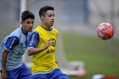  CAXIAS DO SUL, RS, BRASIL, 18/09/2019SER Caxias treina para enfrentar o Santo ângelo fora de casa no próximo domingo pela Copa Seu Verardi.(Lucas Amorelli/Agência RBS)