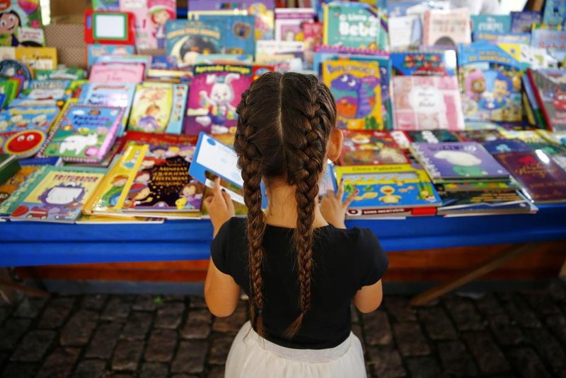  PORTO ALEGRE, RS, BRASIL, 01-11-2019: Primeiro dia da 65ª Feira do Livro de Porto Alegre, com abertura da sessão de livros infantis (FOTO FÉLIX ZUCCO/AGÊNCIA RBS, Editoria Segundo Caderno).
