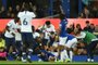 Meia André Gomes, sofre fratura no pé após carrinho do sul-coreano Son, em Everton x Tottenham