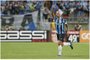 Rômulo comemora o segundo gol do Grêmio no Gre-Nal 422