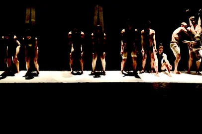 Cia Municipal de Dança estreia espetáculo Corpologias nesta sexta, em Caxias do Sul