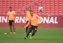 Zé Ricardo finaliza preparação do Inter antes de viagem para o Ceará