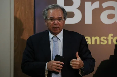 Ministro Paulo Guedes concede coletiva.BRASÍLIA,DF,05.11.2019:PAULO-GUEDES-COLETIVA - O Ministro da Economia, Paulo Guedes, concede coletiva de imprensa após anúncio de entrega de reformas econômicas ao Congresso Nacional, em Brasília (DF), nesta terça-feira (05). (Foto: Fátima Meira/Futura Press/Folhapress)