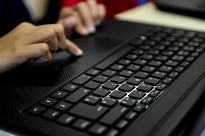  PORTO ALEGRE, RS, BRASIL, 06-03-2015: Turma do 4º ano do ensino fundamental do Colégio Farroupilha utiliza o Mangahigh, um jogo de computador baseado nos mangás japoneses para ensinar matemática (FOTO FÉLIX ZUCCO/AGÊNCIA RBS, Editoria Sua Vida).Indexador: FELIX ZUCCO