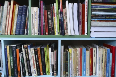  PORTO ALEGRE, RS, BRASIL, 07/11/2019: Projeto Banco de Livros completa 10 anos.Equipe está na Feira do Livro recolhendo doações.  Indexador: ISADORA NEUMANN