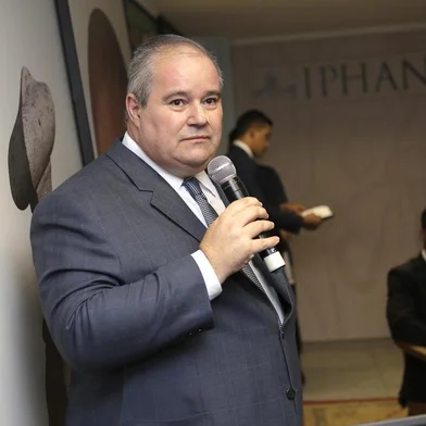 O Ministério da Cidadania, por meio do secretário especial da Cultura, Henrique Pires e da presidente do Instituto do Patrimônio Histórico e Artístico Nacional (Iphan), Kátia Bogéa, recebeu do governador de Goiás, Ronaldo Caiado, o pedido do processo de registro de 11 Cavalhadas de Goiás como Patrimônio Cultural Imaterial do Brasil. A cerimônia ocorreu na tarde desta segunda-feira (19), na sede do Iphan, em Brasília.  19/08/2019  Fotos: Ronaldo Caldas/Ministério da Cidadania