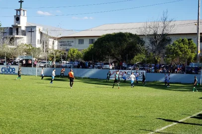 São Luiz e São Francisco se enfrentam às 15h, na comunidade de São Luiz da 6ª Légua. Na partida de ida, o São Francisco ficou com a vitória por 5 a 0. Em caso de vitória do São Luiz, por qualquer resultado, a decisão será na prorrogação e, caso persista o empate, o jogo vai aos pênaltis. Novo triunfo do São Francisco dá o título à equipe. 