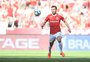 Vasco faz proposta por Uendel, mas lateral prefere ficar no Inter