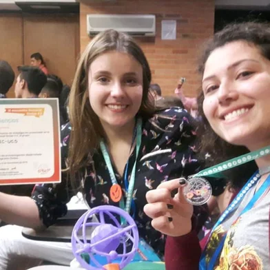 Alunas do CETEC são premiadas em evento científico