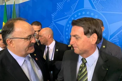 Mauro Pereira e o presidente Jair Bolsonaro na Cerimônia de Lançamento do Programa Verde Amarelo