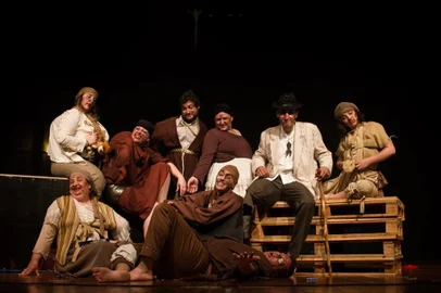 Cia Teatral Acto estreia novo espetáculo nos dias 10, 11 e 13 de Novembro, no Espaço Coletivo das Artes. A peça se chama Um pobre, um louco, um milionário