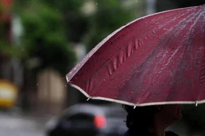  CAXIAS DO SUL, RS, BRASIL (04/11/2019)Dia de chuva em Caxias do Sul. (Antonio Valiente/Agência RBS)