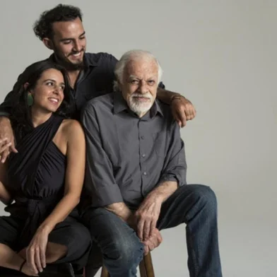 Sérgio Ricardo com os filhos Marina Lutfi  e João Gurgel  