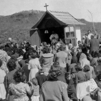 A primiera missa no Capitel de Caravagginho, em 1963.
