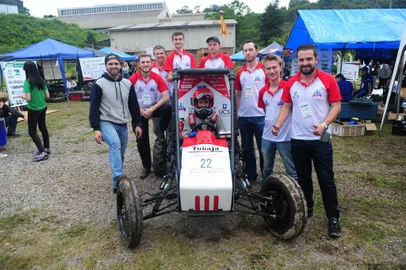  CAXIAS DO SUL, RS, BRASIL, 15/11/2019. Competição de veículos off-road criados por universitários de engenharia é sediada pela Universidade de Caxias do Sul (UCS). (Porthus Junior/Agência RBS)