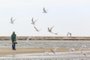  TAVARES, RS, BRASIL - 18/07/2019: Gilmar Copelo Brum, o Alemão, pesca no Parque Nacional Lagoa do Peixe (FOTO MARCO FAVERO/AGÊNCIA RBS, Editoria SuaVida).