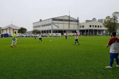 No domingo (24), também às 15h, as atenções se voltam para Bevilacqua e Pedancino que decidem o título do titulares. Na primeira partida, as equipes empataram em 1 a 1. Sendo assim, ninguém terá vantagem no confronto com mando de campo do Bevilacqua.