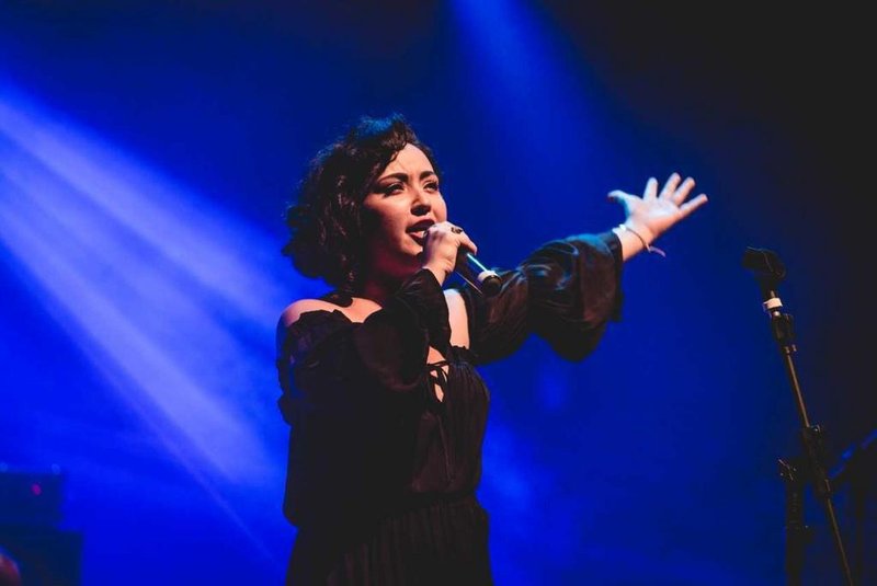 Nina Rouge, vencedora do festival de canção francesa 2018 