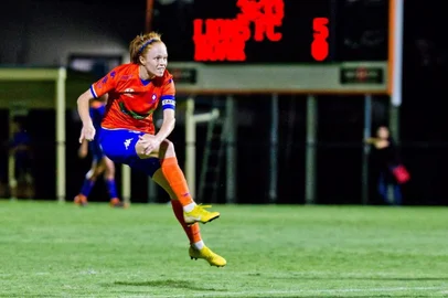 A jogadora caxiense do Lions FC, da Austrália, Mariel Hecher, será a entrevistada do Show dos Esportes desta terça-feira (26). Atualmente, a atleta, que também é fisioterapeuta, está fazendo mestrado em Osteopatia na Austrália. 