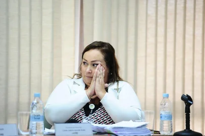  CAXIAS DO SUL, RS, BRASIL, 26/11/2019. Segundo dia das Oitivas - fase de depoimentos do processo de impeachment contra o prefeito Daniel Guerra - na Sala das Comissões Vereadora Geni Peteffi. Depoimento das testmunhas de defesa do prefeiro. Na foto, Cássia Andréa Azevedo kuhn, procuradora do denunciado. (Porthus Junior/Agência RBS)