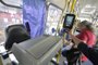  CANOAS - BRASIL - Ônibus sem cobrador.Reportagem faz levantamento das cidades da Região Metropolitana que utilizam ônibus sem cobradores.(FOTO: LAURO ALVES/AGENCIA RBS)
