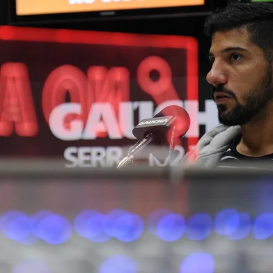 CAXIAS DO SUL, RS, BRASIL, 06/09/2019 - Programa Show dos esportes na rádio Gaúcha Serra, edição 64, com o convidado Marcelo Carné, goleiro do Juventude. Apresentação de Eduardo Costa e Pedro Petrucci. (Marcelo Casagrande/Agência RBS)