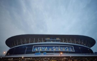  PORTO ALEGRE, RS, BRASIL - 02.10.2019 - Movimentação em torno da Arena do Grêmio. (Foto: Mateus Bruxel/Agencia RBS)